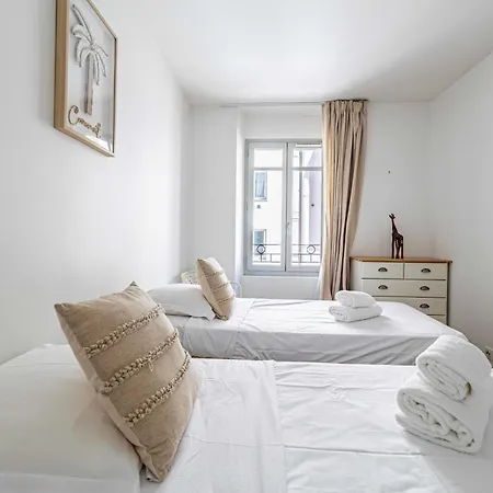 Charming A C 2br 6p -